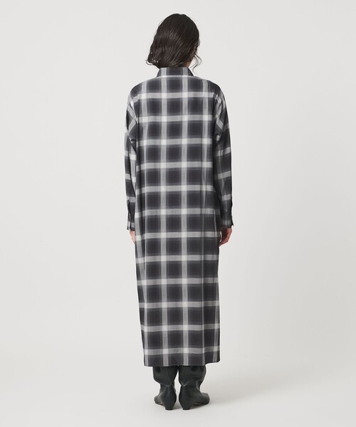 UNITED ARROWS（ユナイテッドアローズ）の「プリント シャツ ワンピース ‐ウォッシャブル‐（ワンピース・レディース・その他1/その他2・36/38）」の16枚目の写真