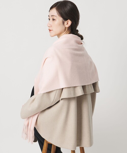 UNITED ARROWS(ユナイテッドアローズ)の「カシミヤ ソリッド ストール(ストール/ショール・レディース・オフホワイト/グレー系/ライトブルー/ブラック/ピンク/ベージュ・FREE)」の15枚目の写真