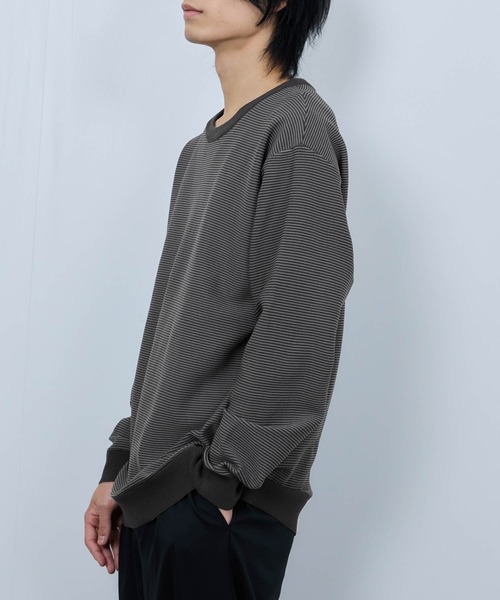 Mac-House(マックハウス)の「REALSTANDARD ボーダーニットクルーネック(ニット/セーター・メンズ・ブラック/ネイビー/グレー・XL/L/M)」の4枚目の写真