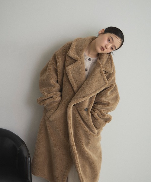 &. NOSTALGIA（アンドドットノスタルジア）の「テディボアビッグカラー