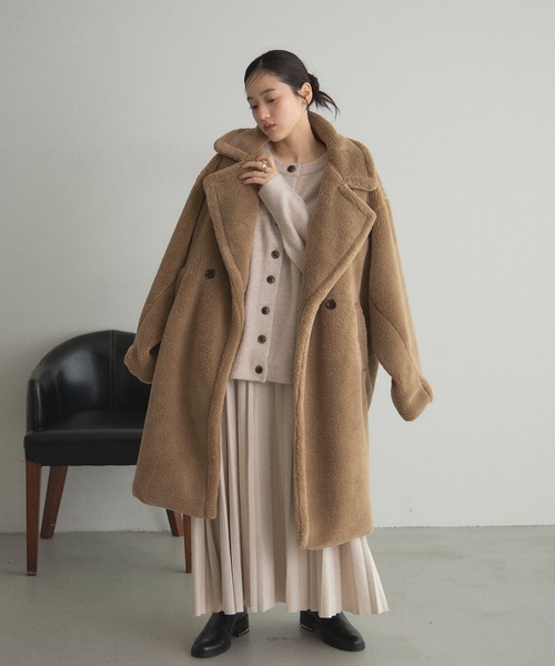 &. NOSTALGIA（アンドドットノスタルジア）の「テディボアビッグカラー