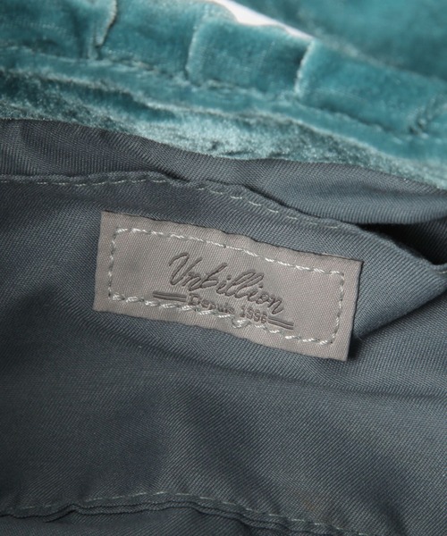 Elura（エルーラ）の「ブローチ付きベルベットショルダーバッグ/131391（ショルダーバッグ・レディース・ブルー・ONE SIZE）」の11枚目の写真