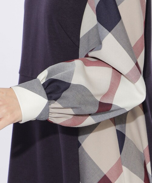 BLUE LABEL CRESTBRIDGE（ブルーレーベルクレストブリッジ）の「【WEB