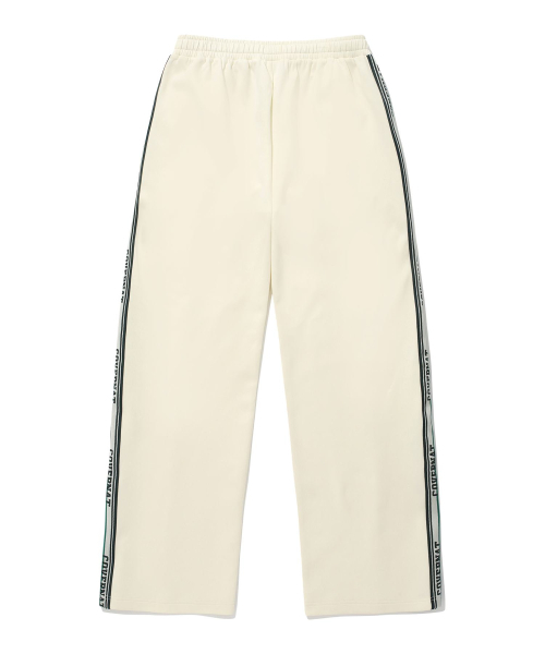 COVERNAT(カバーナット)の「レトロトラックワイドパンツクリーム(その他パンツ・レディース・その他・SMALL/X-LARGE/LARGE/MEDIUM)」の2枚目の写真