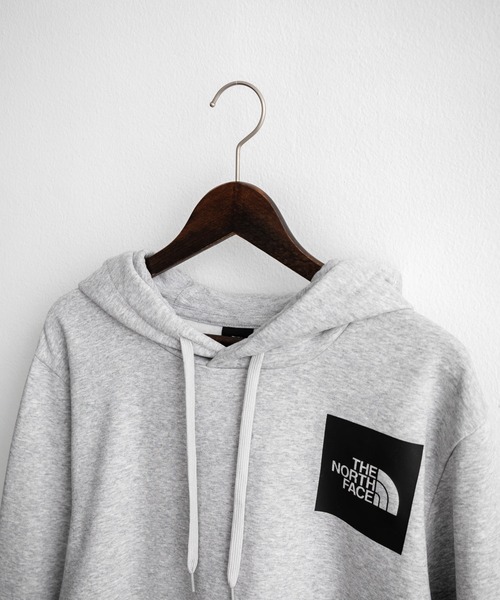 THE NORTH FACE（ザノースフェイス）の「THE NORTH FACE ザ・ノースフェイス FINE HOODIE/裏起毛ロゴワンポイントプルオーバーパーカー（パーカー・メンズ・ブラック/グレイッシュベージュ/グレー・XL/L/M）」の21枚目の写真