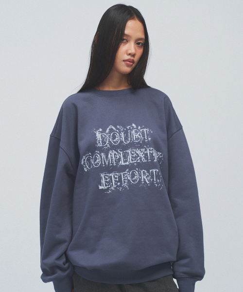 KANEITEI(カネイテイ)の「DISTRESSED DOUBT CREWNECK (BLUE)(スウェット・レディース・ブルー・MEDIUM/LARGE/X-LARGE)」の2枚目の写真