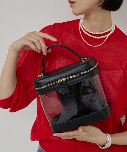 GALLARDAGALANTE（ガリャルダガランテ）の「【2.718】ビニールバニティ（ショルダーバッグ・レディース・ブラック/モカ・FREE）」の2枚目の写真