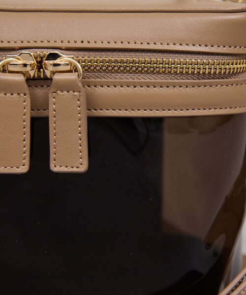 GALLARDAGALANTE（ガリャルダガランテ）の「【2.718】ビニールバニティ（ショルダーバッグ・レディース・ブラック/モカ・FREE）」の18枚目の写真