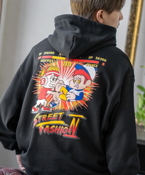 En serio TOKYO(エンソリオトーキョー)の「【SIDEWAYSTANCE】ファイターゲーム裏毛プルパーカー(パーカー・メンズ・ブラック系3/ネイビー系3/ライトグレー系3・MEDIUM/LARGE/X-LARGE/SMALL)」の2枚目の写真