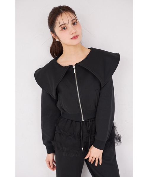 tocco closet(トッコ クローゼット)の「ビジューファスナー付きビックカラー裏起毛ブルゾン(パーカー・レディース・ブラック/ライトグレー・M)」の1枚目の写真