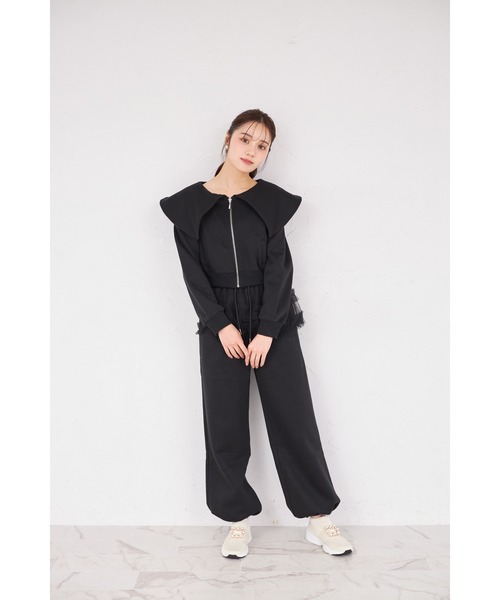 tocco closet(トッコ クローゼット)の「ビジューファスナー付きビックカラー裏起毛ブルゾン(パーカー・レディース・ブラック/ライトグレー・M)」の3枚目の写真