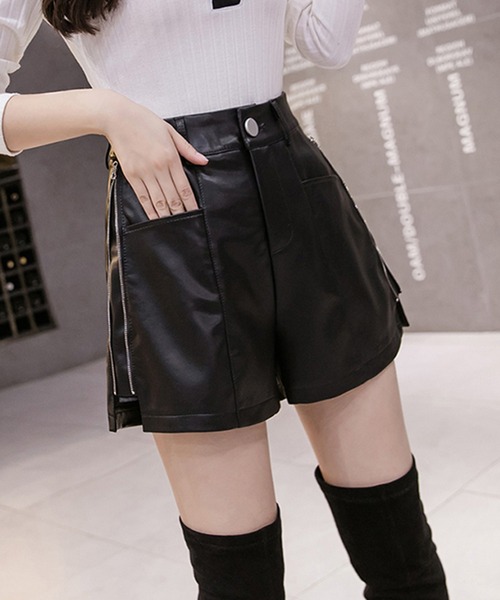 ＆soiree（アンドソワレ）の「サイドジップレザーショートパンツ（その他パンツ・レディース・ブラック・X-LARGE/LARGE/MEDIUM/SMALL）」の6枚目の写真