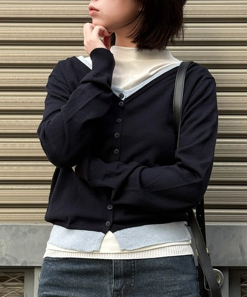 aimoha（アイモハ）の「バイカラーVネックニットカーディガン（カーディガン/ボレロ・レディース・ネイビー/ライトベージュ/グレー・FREE）」の20枚目の写真