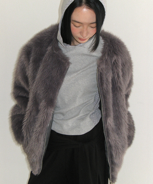 RONRON（ロンロン）の「INNER POINTED FLUFFY FUR JACKET CHARCOAL（ムートンコート・レディース・その他・FREE）」の12枚目の写真