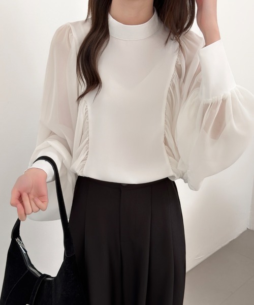 ABITOKYO(アビトーキョー)の「ボリューム袖異素材ドッキングブラウス(シャツ/ブラウス・レディース・ブラック/ホワイト/モカ・FREE)」の15枚目の写真