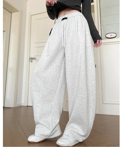 春夏新作】ワンポイント付きパネル切替えワイドスウェットパンツ