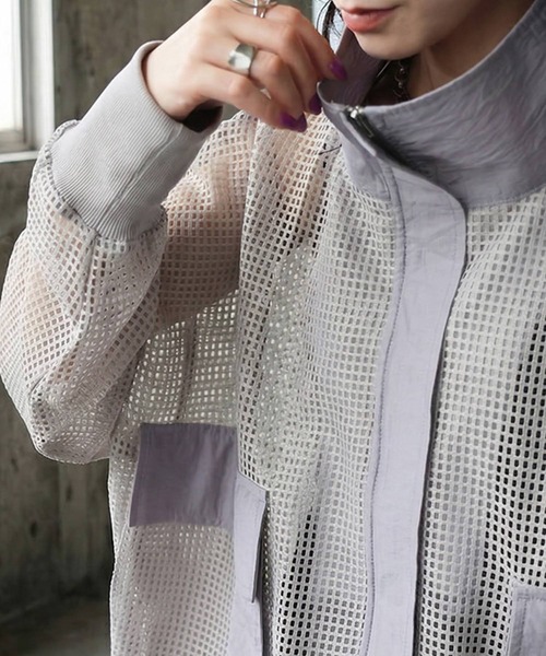 antiqua(アンティカ)の「配色 切替え メッシュ ブルゾン(ブルゾン・レディース・ブラック/グレー・ONESIZE)」の10枚目の写真
