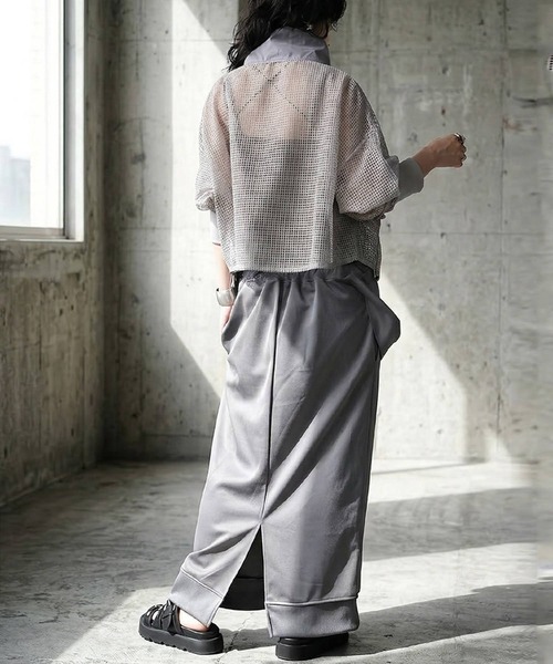 antiqua(アンティカ)の「配色 切替え メッシュ ブルゾン(ブルゾン・レディース・ブラック/グレー・ONESIZE)」の9枚目の写真