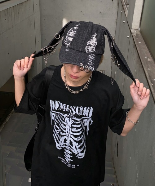 lilful(リルフル)の「【26年春夏新作】スカルボーンプリントTシャツ(Tシャツ/カットソー・メンズ・ブラック/ダークグレー/ベージュ・M/L)」の5枚目の写真