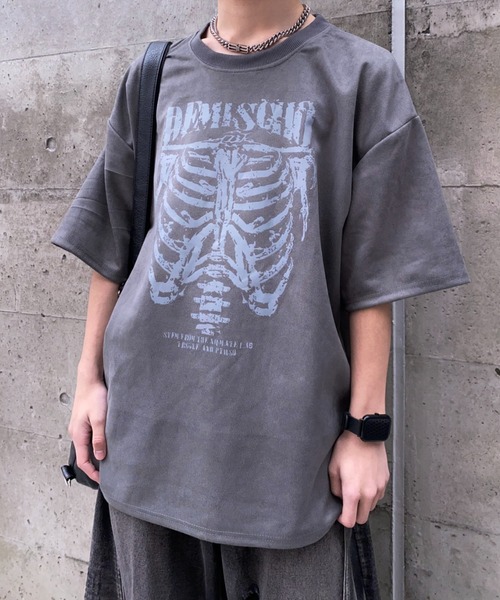 lilful(リルフル)の「【26年春夏新作】スカルボーンプリントTシャツ(Tシャツ/カットソー・メンズ・ブラック/ダークグレー/ベージュ・M/L)」の7枚目の写真