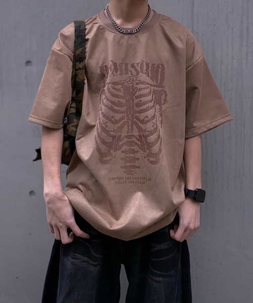 lilful(リルフル)の「【26年春夏新作】スカルボーンプリントTシャツ(Tシャツ/カットソー・メンズ・ブラック/ダークグレー/ベージュ・M/L)」の11枚目の写真