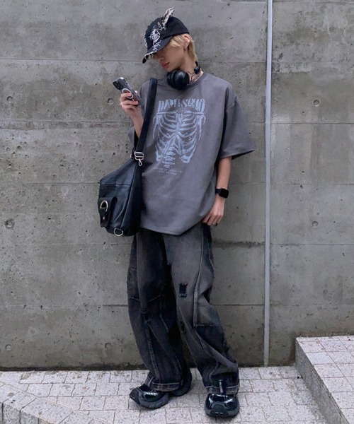 lilful(リルフル)の「【26年春夏新作】スカルボーンプリントTシャツ(Tシャツ/カットソー・メンズ・ブラック/ダークグレー/ベージュ・M/L)」の9枚目の写真