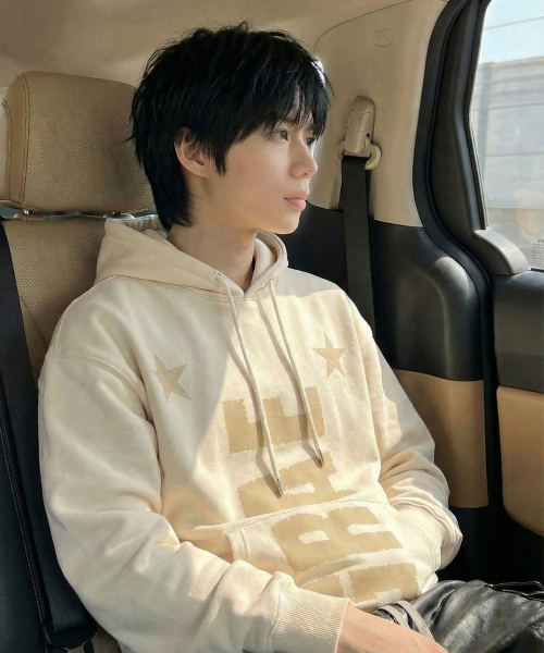 GRAVER（グレーバー）の「[UNISEX]GRAE-STAR フードパーカー_SKY BLUE（パーカー・レディース・ライトブルー・MEDIUM/LARGE/SMALL）」の7枚目の写真