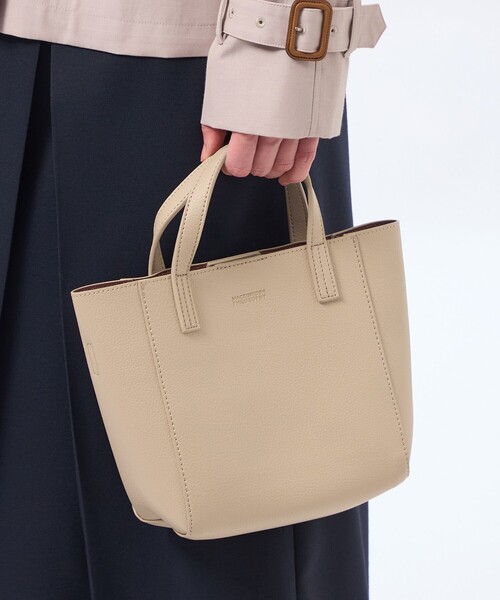 MACKINTOSH PHILOSOPHY（ﾏｯｷﾝﾄｯｼｭ ﾌｨﾛｿﾌｨｰ）の「ミニショルダースクエアトート（トートバッグ・レディース・ベージュ/シルバー・FREE）」の5枚目の写真