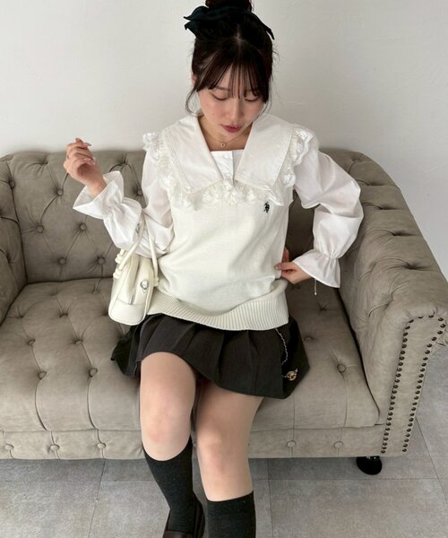 U.S. POLO ASSN.（ユーエスポロアッスン）の「【U.S. POLO ASSN. ×RMAF】スクールベスト（ベスト・レディース・ベージュ/ネイビー/オフホワイト・LARGE/MEDIUM）」の6枚目の写真