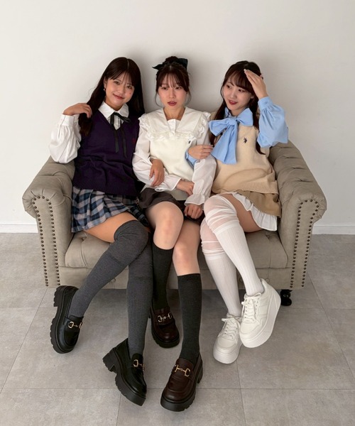 U.S. POLO ASSN.（ユーエスポロアッスン）の「【U.S. POLO ASSN. ×RMAF】スクールベスト（ベスト・レディース・ベージュ/ネイビー/オフホワイト・LARGE/MEDIUM）」の5枚目の写真
