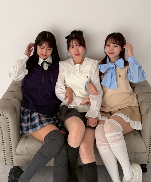 U.S. POLO ASSN.（ユーエスポロアッスン）の「【U.S. POLO ASSN. ×RMAF】スクールベスト（ベスト・レディース・ベージュ/ネイビー/オフホワイト・LARGE/MEDIUM）」の4枚目の写真