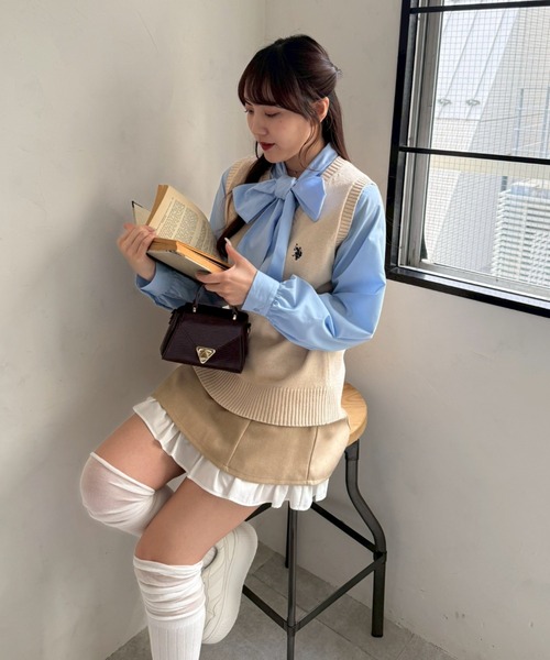 U.S. POLO ASSN.（ユーエスポロアッスン）の「【U.S. POLO ASSN. ×RMAF】スクールベスト（ベスト・レディース・ベージュ/ネイビー/オフホワイト・LARGE/MEDIUM）」の15枚目の写真