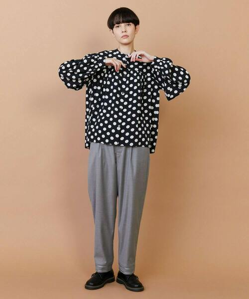 FRAPBOIS(フラボア)の「マリーナ パンツ(その他パンツ・レディース・ネイビー/グレー・1/2)」の9枚目の写真