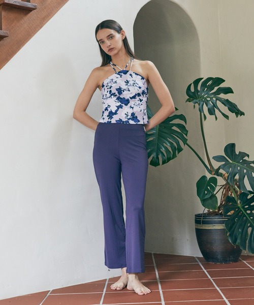 Julier Yoga and Relax(ジュリエヨガアンドリラックス)の「Julier flash flowerプリントキャミソール(キャミソール・レディース・ラベンダー/ブルー・1/0)」の14枚目の写真