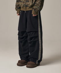 IDWS（アイドンワナセル）の「Hertz Track Line Pants Black（スウェットパンツ）」