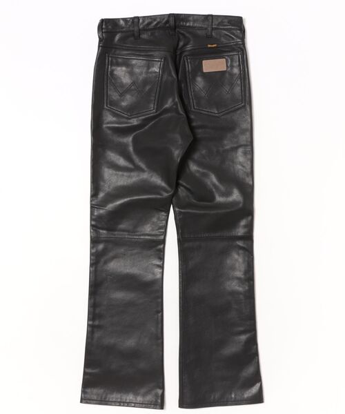 Lee（リー）の「Wrangler/ラングラー 77MWZ LEATHER【ゴートレザー】/フレアーパンツ（その他パンツ・メンズ・ブラック・28/30/32/34/36）」の2枚目の写真