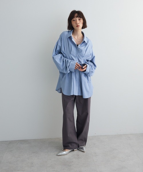 Green　Parks（グリーンパークス）の「【WEB限定】ドロストシャーリングウエストタックシャツⅡ（シャツ/ブラウス・レディース・アイボリー/サックスブルー/ブルー/チャコールグレー/ピンク/ホワイト・FREE）」の16枚目の写真