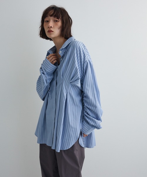 Green　Parks（グリーンパークス）の「【WEB限定】ドロストシャーリングウエストタックシャツⅡ（シャツ/ブラウス・レディース・アイボリー/サックスブルー/ブルー/チャコールグレー/ピンク/ホワイト・FREE）」の18枚目の写真