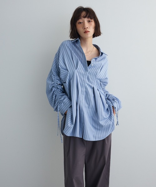 Green　Parks（グリーンパークス）の「【WEB限定】ドロストシャーリングウエストタックシャツⅡ（シャツ/ブラウス・レディース・アイボリー/サックスブルー/ブルー/チャコールグレー/ピンク/ホワイト・FREE）」の20枚目の写真