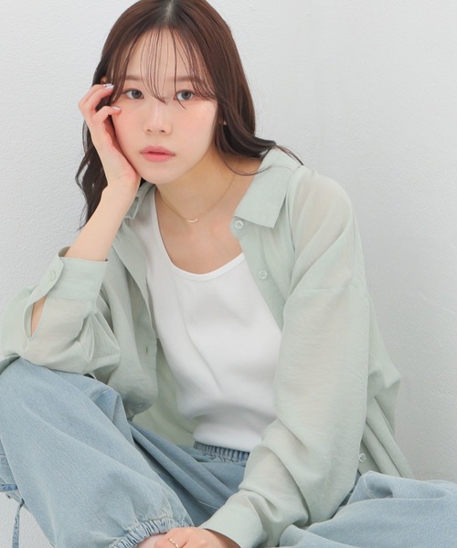 Honeys(ハニーズ)の「タンク付シアーシャツ(シャツ/ブラウス・レディース・ブルー系その他3/オリーブ/ピンク系その他/ホワイト/イエロー系1/スミクロ/ホワイト×ネイビー/ブルー・L/LL/M/S)」の4枚目の写真
