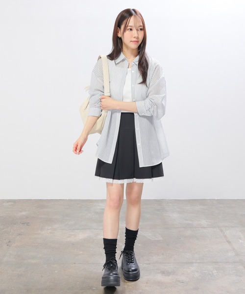 Honeys(ハニーズ)の「タンク付シアーシャツ(シャツ/ブラウス・レディース・ブルー系その他3/オリーブ/ピンク系その他/ホワイト/イエロー系1/スミクロ/ホワイト×ネイビー/ブルー・L/LL/M/S)」の18枚目の写真