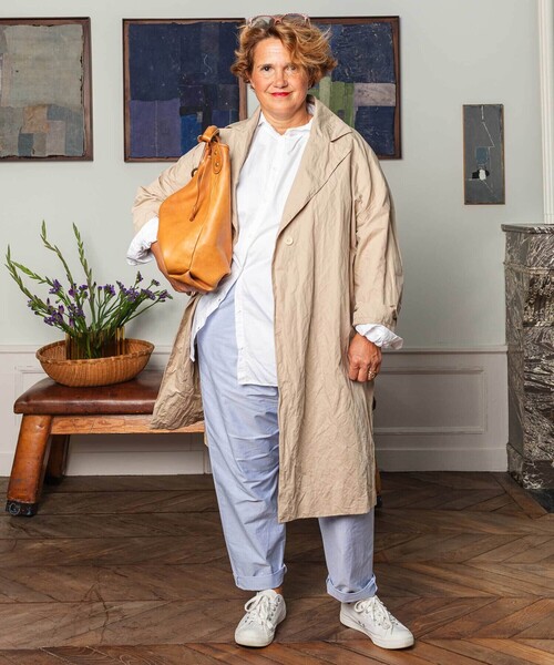 GALLEGO DESPORTES(ギャレゴデスポート)の「GALLEGO DESPORTES | 1ボタンコート WOMEN(チェスターコート・レディース・ネイビー/ベージュ・S)」の1枚目の写真