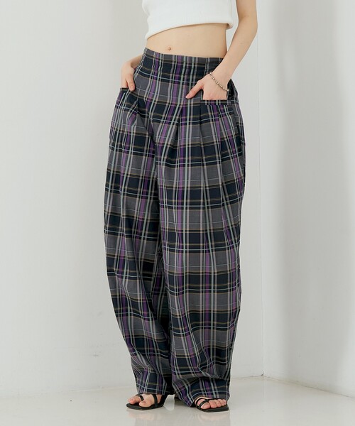 NOMINE(ノミネ)の「【セットアップ対応】チェック タックパンツ(その他パンツ・レディース・ブラウン/ダークネイビー・S/M)」の8枚目の写真