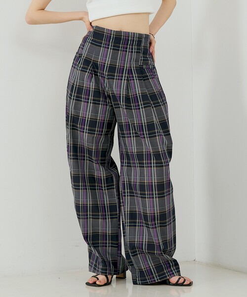 NOMINE(ノミネ)の「【セットアップ対応】チェック タックパンツ(その他パンツ・レディース・ブラウン/ダークネイビー・S/M)」の9枚目の写真