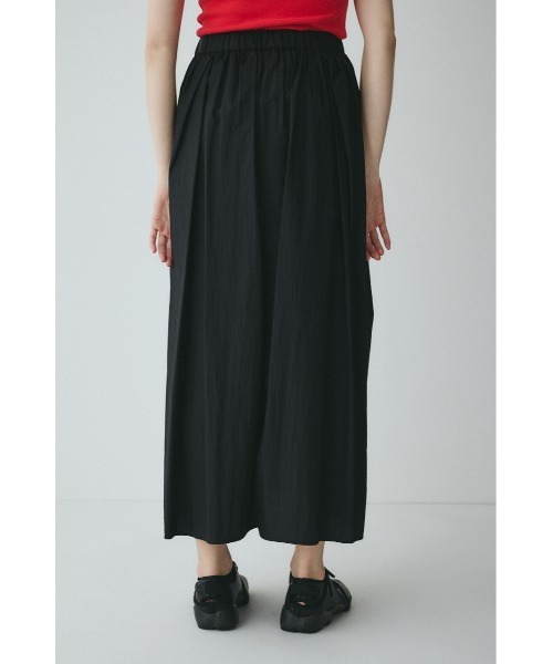 HeRIN.CYE(ヘリンドットサイ)の「Volume nylon skirt ボリュームナイロンスカート(スカート・レディース・カーキ/ブラック/ライトグレー・FREE)」の7枚目の写真