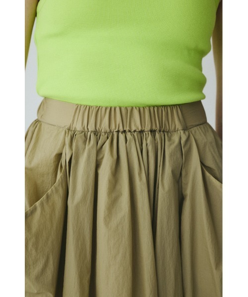 HeRIN.CYE(ヘリンドットサイ)の「Volume nylon skirt ボリュームナイロンスカート(スカート・レディース・カーキ/ブラック/ライトグレー・FREE)」の17枚目の写真