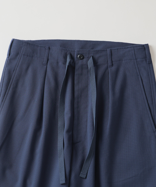 JOURNAL STANDARD relume（ジャーナルスタンダード　レリューム）の「TRメッシュ オーバーパンツ (セットアップ対応可能)（スラックス・メンズ・グレー/ブルー/アイボリー・MEDIUM/SMALL/LARGE）」の13枚目の写真