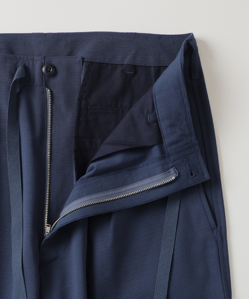 JOURNAL STANDARD relume（ジャーナルスタンダード　レリューム）の「TRメッシュ オーバーパンツ (セットアップ対応可能)（スラックス・メンズ・グレー/ブルー/アイボリー・MEDIUM/SMALL/LARGE）」の15枚目の写真