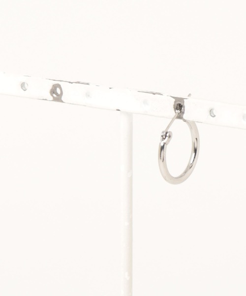 Pledge(プレッジ)の「【Pledge(プレッジ)】MINIフープ ピアス(ソロ)(ピアス(片耳用)・メンズ・シルバー/ブラック/ゴールド・FREE)」の9枚目の写真