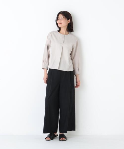 human woman（ヒューマンウーマン）の「◆【ウォッシャブル】カラミレーススキッパーブラウス（シャツ/ブラウス・レディース・ベージュ/ホワイト/ブラック・MEDIUM）」の9枚目の写真